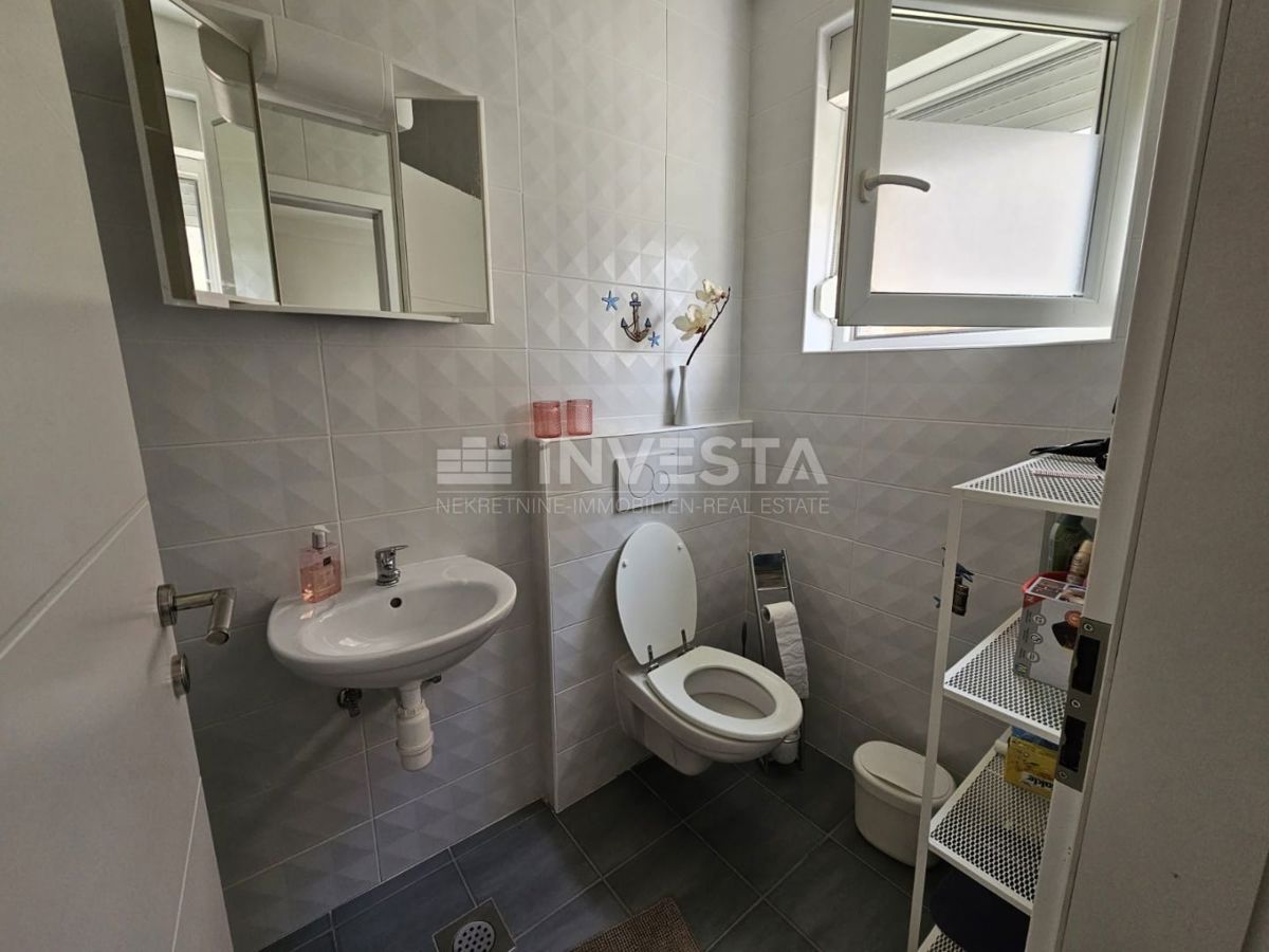 Fažana, Valbandon, opremljen apartma 73,95 m², parkirišče