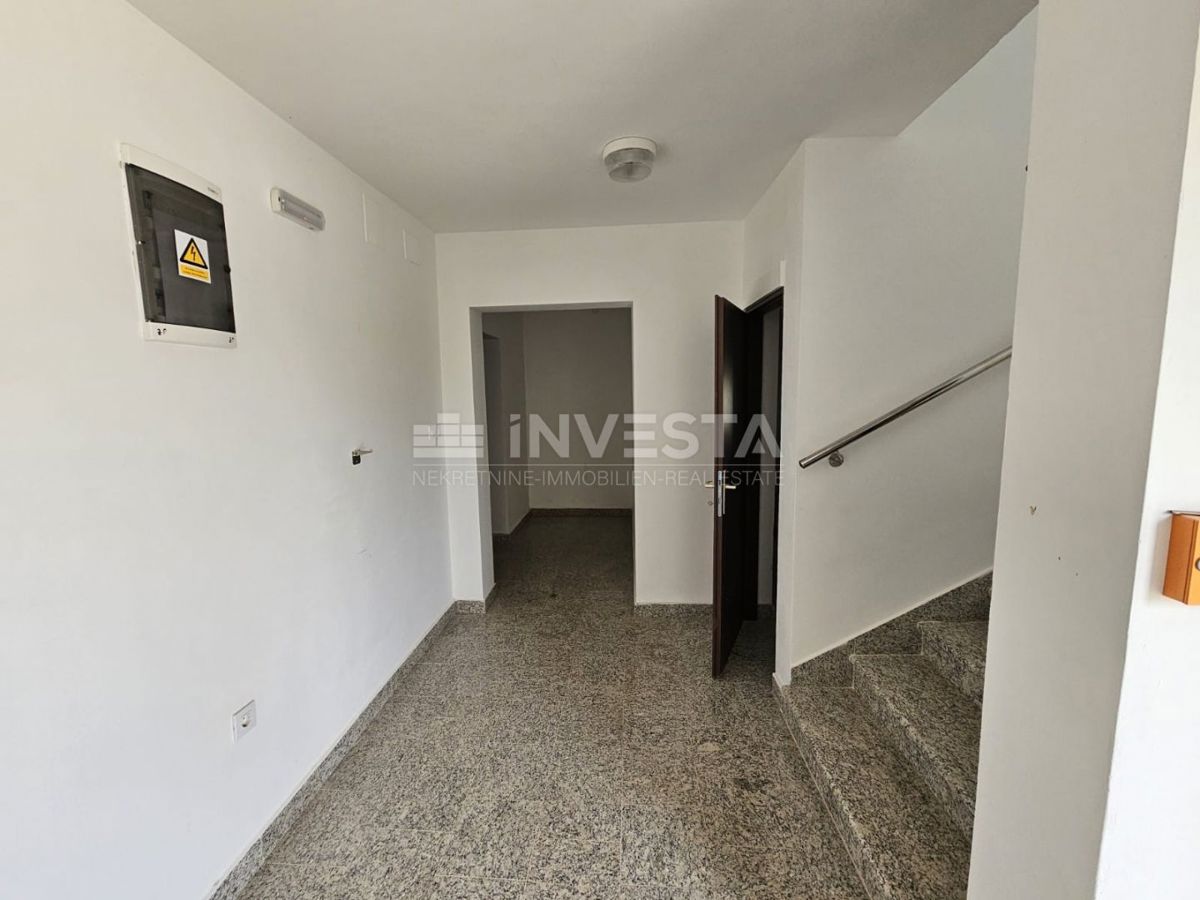 Fažana, Valbandon, opremljen apartma 73,95 m², parkirišče