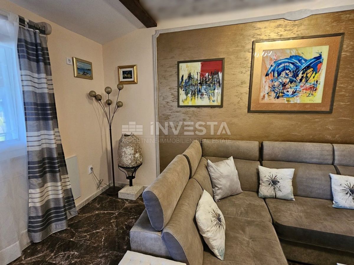 Fažana, stanovanje v nadstropju s pogledom na morje, blizu centra in plaž