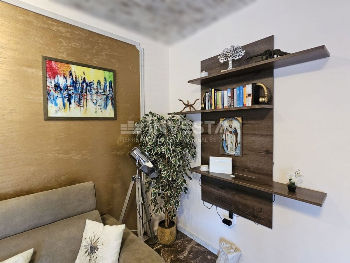 Fažana, stanovanje v nadstropju s pogledom na morje, blizu centra in plaž