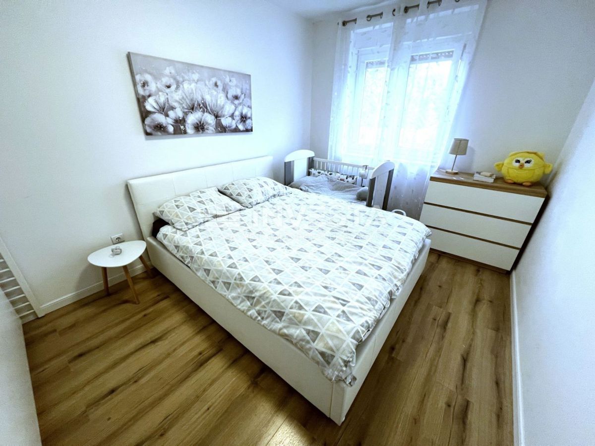 Stoja, dvosobno stanovanje v prvem nadstropju, površine 68 m²
