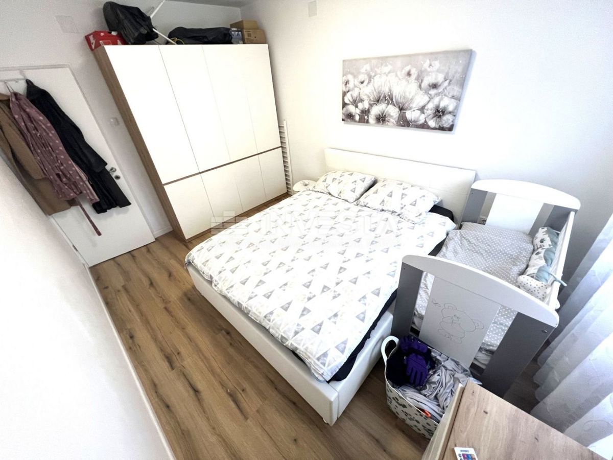 Stoja, dvosobno stanovanje v prvem nadstropju, površine 68 m²