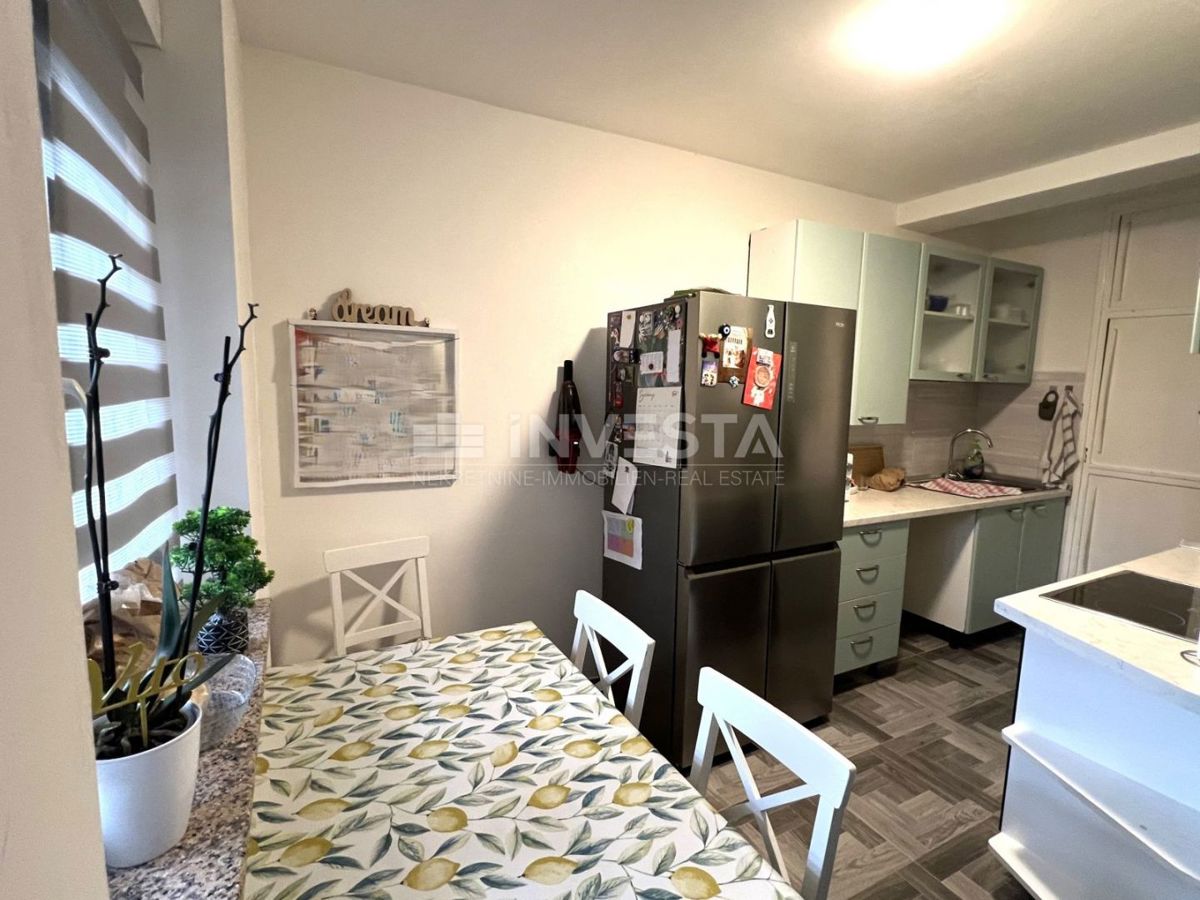 Stoja, dvosobno stanovanje v prvem nadstropju, površine 68 m²