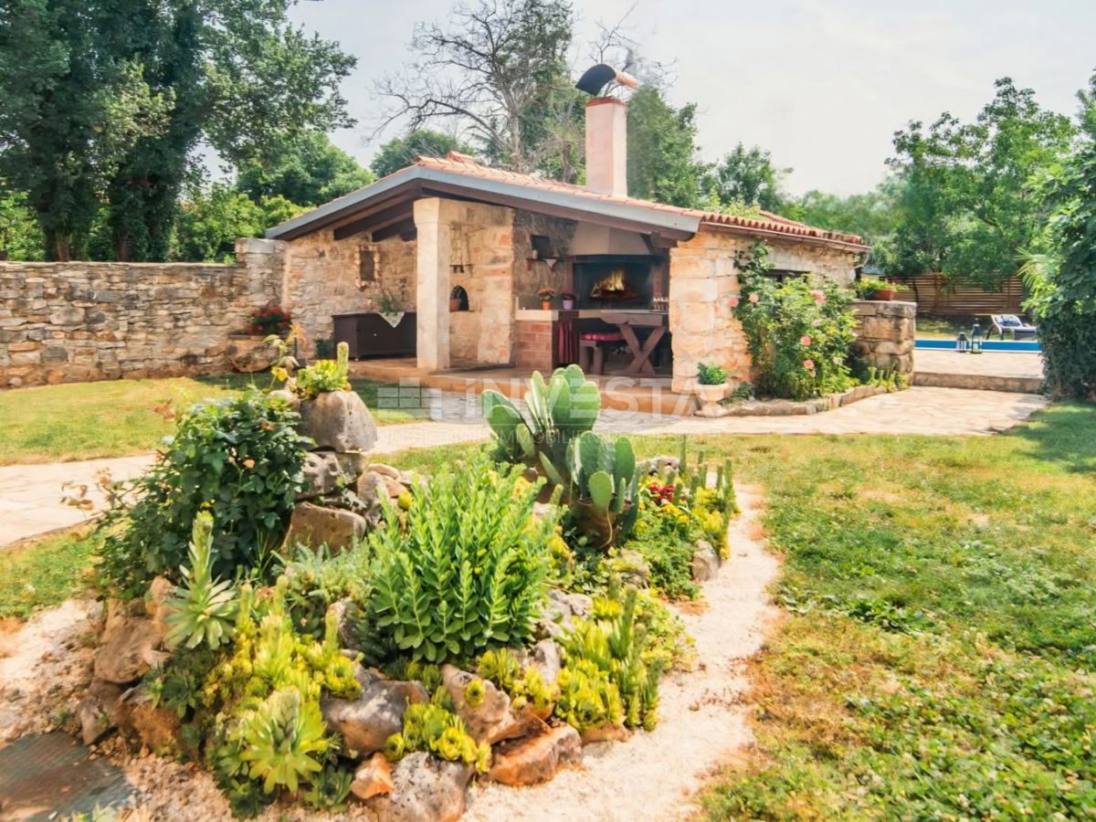 Hiša Vodnjan, 225m2