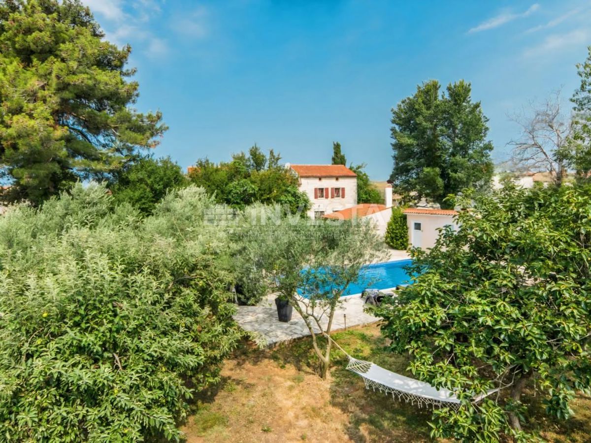 Hiša Vodnjan, 225m2