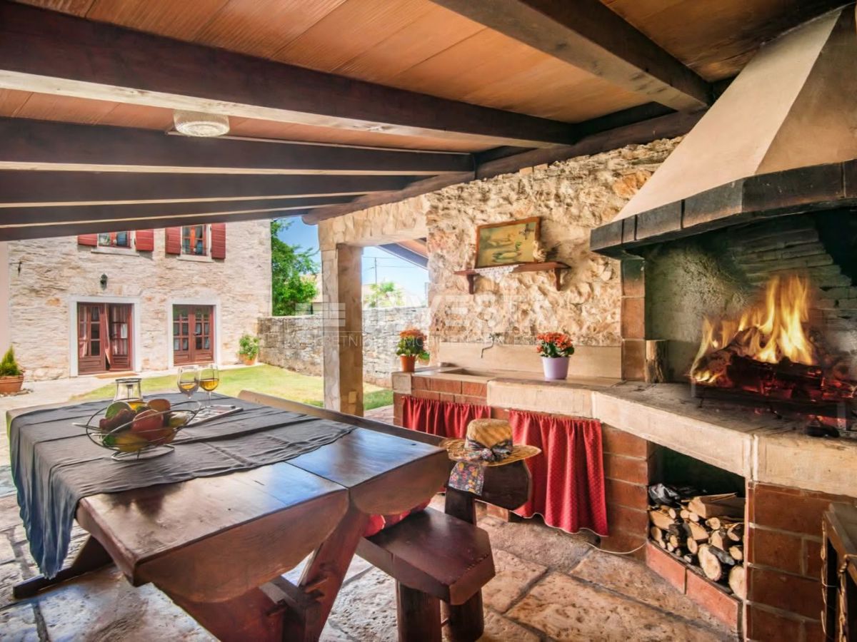 Hiša Vodnjan, 225m2