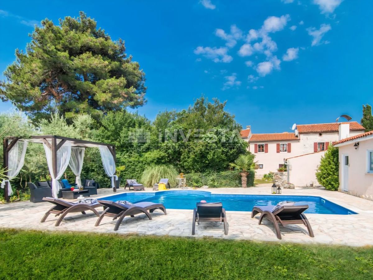 Hiša Vodnjan, 225m2