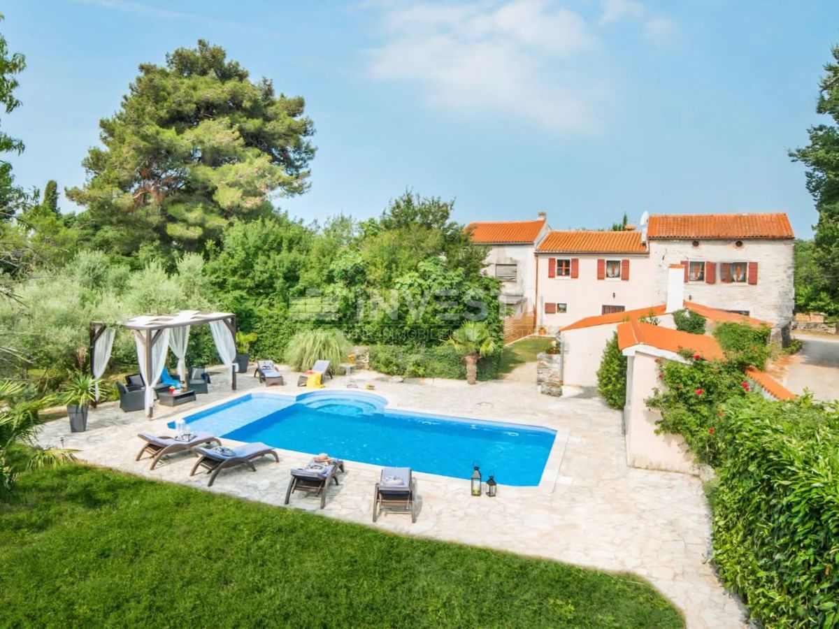 Hiša Vodnjan, 225m2