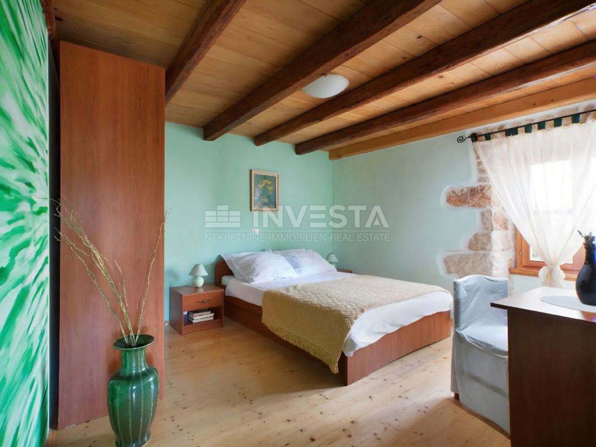 Hiša Vodnjan, 225m2