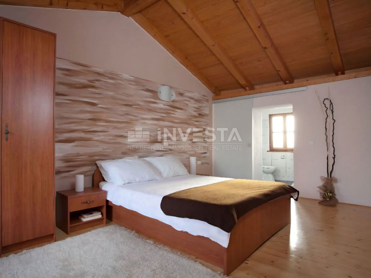 Hiša Vodnjan, 225m2