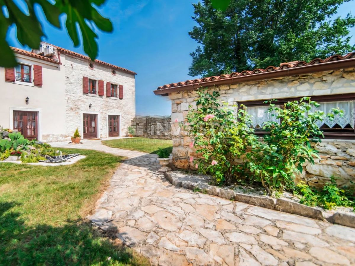 Hiša Vodnjan, 225m2