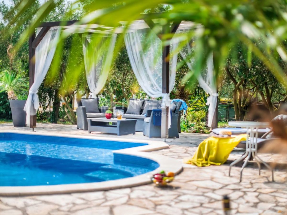 Hiša Vodnjan, 225m2