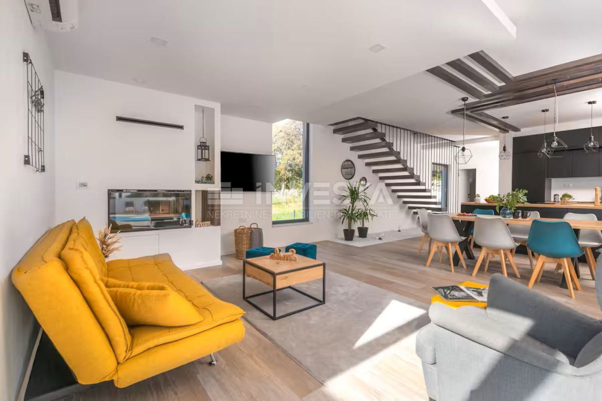 Vila modernega dizajna