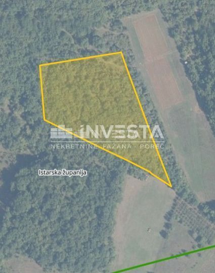 Flengi, dve kmetijski parceli 18.670 m2