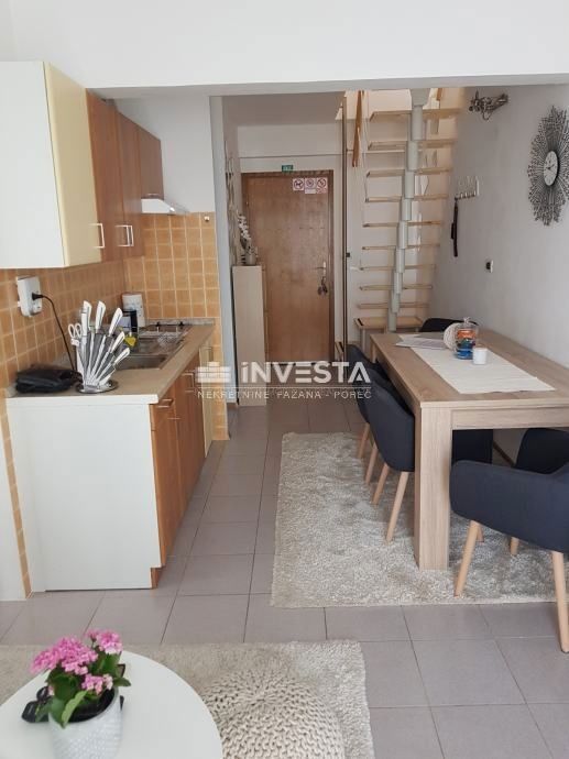Novigrad, čudovito dvoetažno stanovanje s pogledom na morje