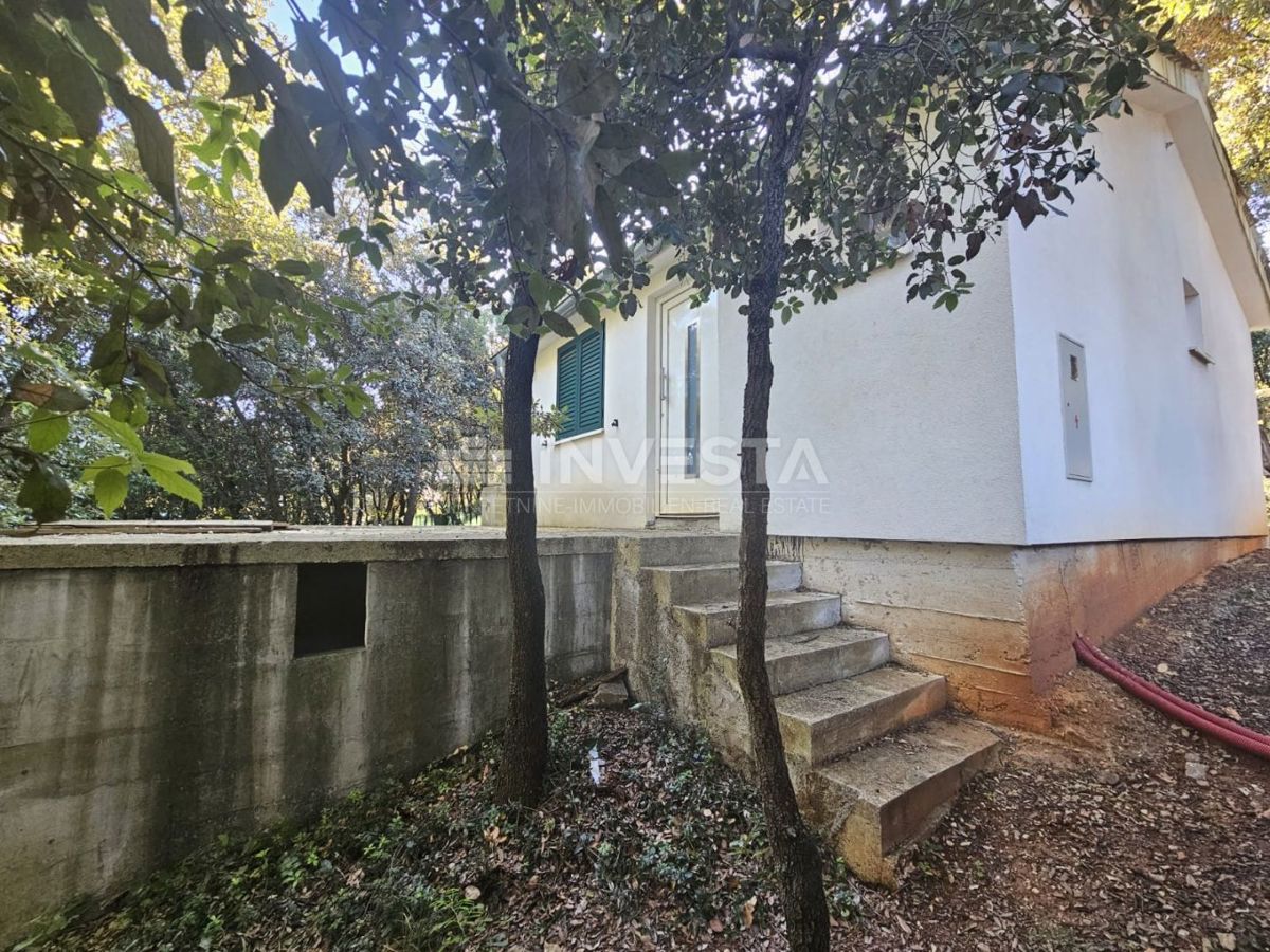 Občina Marčana – nova počitniška hiša 80 m od morja