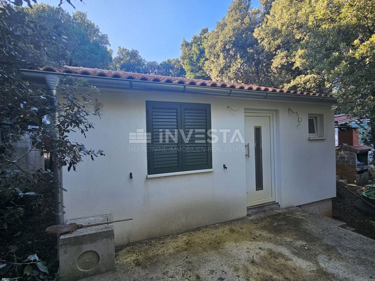 Občina Marčana – nova počitniška hiša 80 m od morja