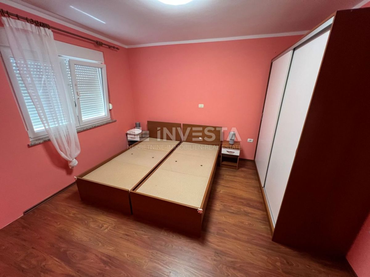 Pula, Gregovica — Stanovanje z dvema spalnicama
