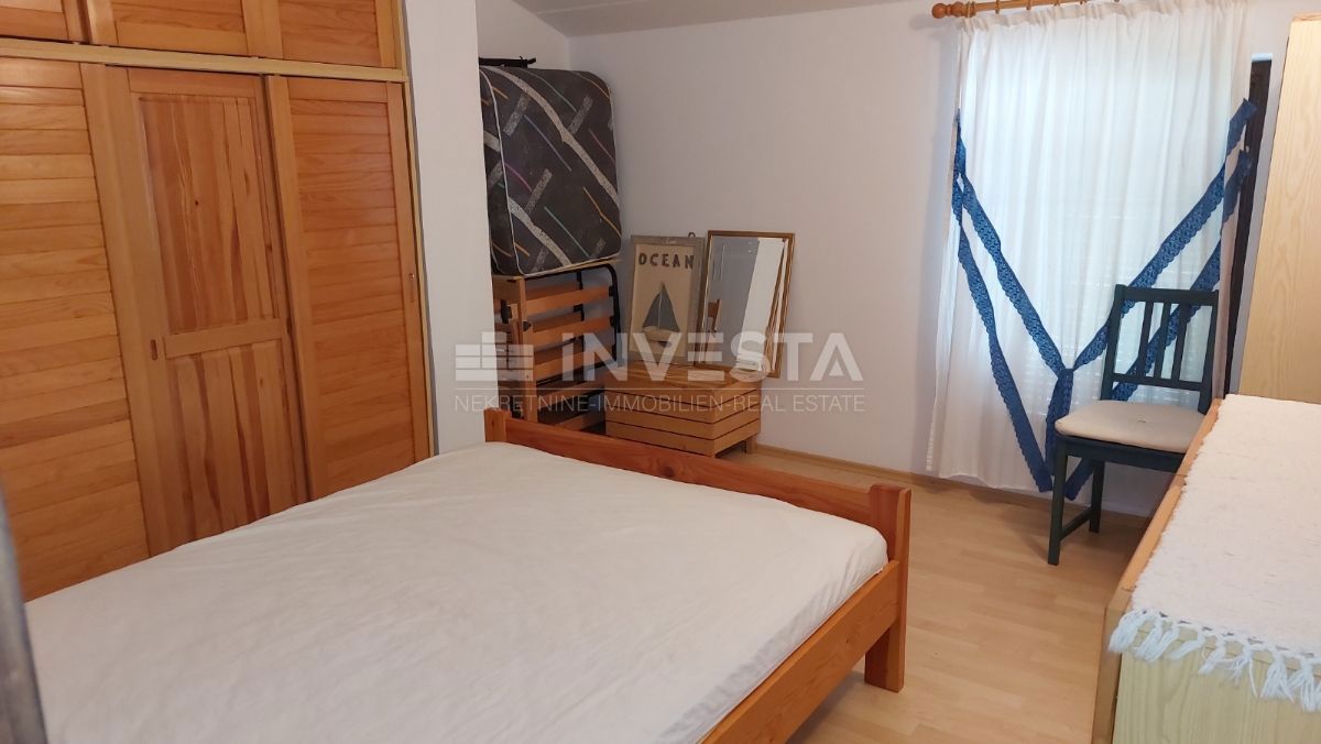 Dvonadstropno stanovanje v Červar Portu