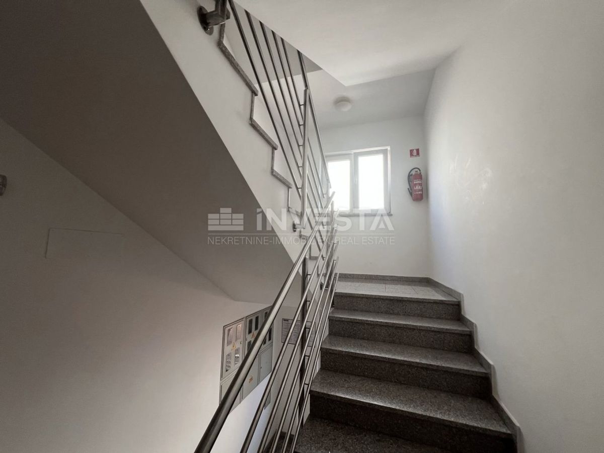 Stanovanje Okolica, Pula, 66m2