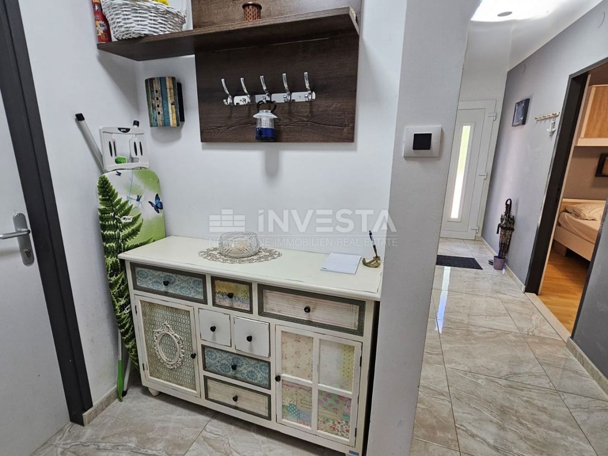 Fažana, stanovanje v pritličju z vrtom, blizu centra in plaž