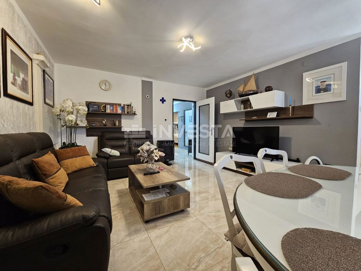 Fažana, stanovanje v pritličju z vrtom, blizu centra in plaž