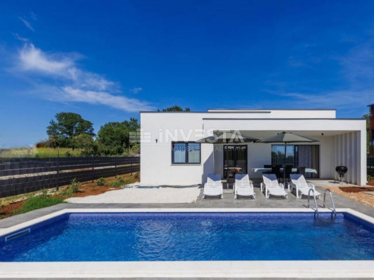 Vodnjan, samostojna pritlična vila z bazenom, novogradnja