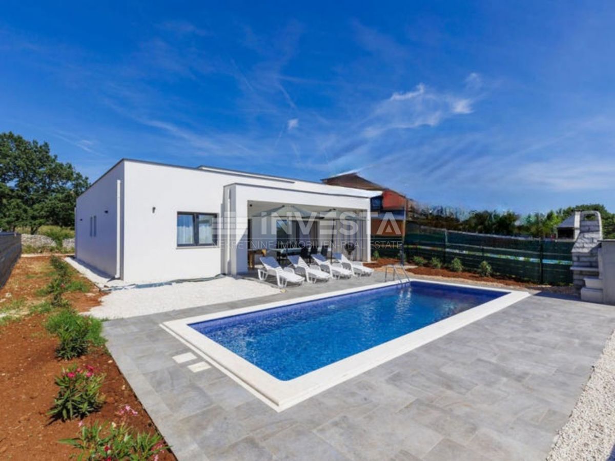 Vodnjan, samostojna pritlična vila z bazenom, novogradnja