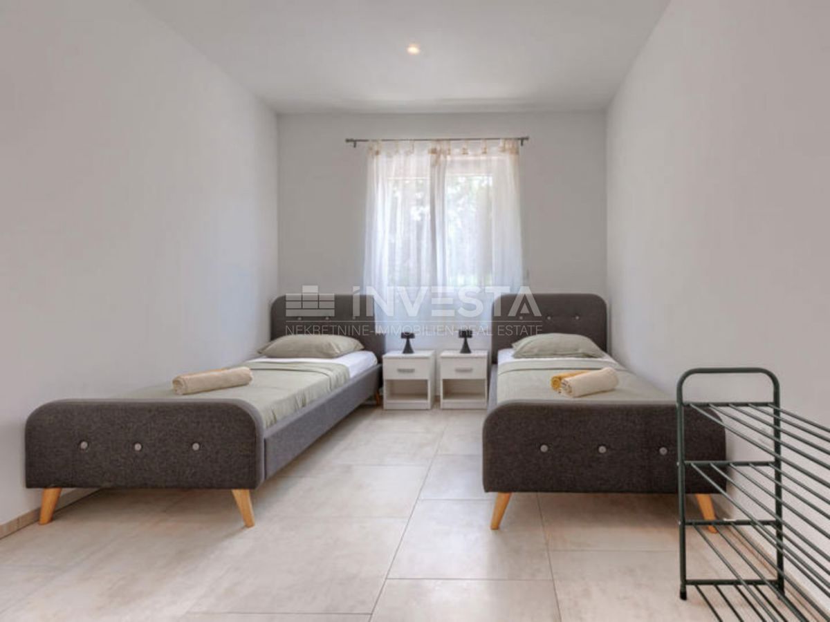 Vodnjan, samostojna pritlična vila z bazenom, novogradnja