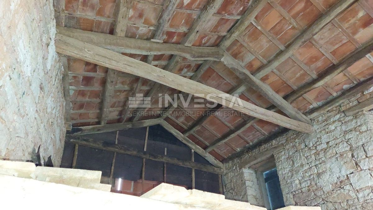 Majhna hiša, idealna za počitnice