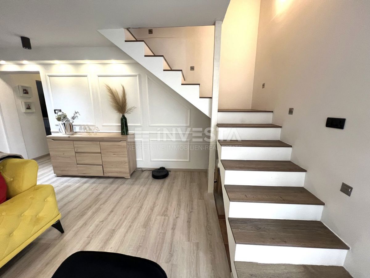 Pula, Veli Vrh, trisobno stanovanje površine 114 m²