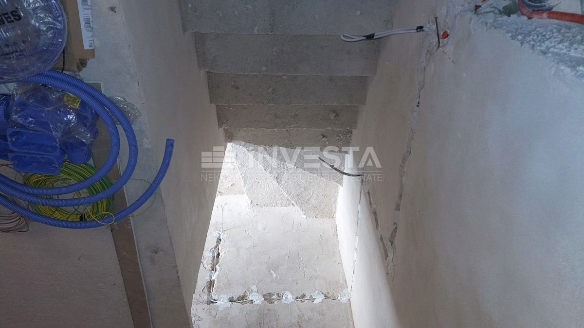 Hiša s panoramskim pogledom na marino