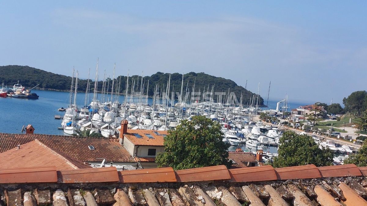 Hiša s panoramskim pogledom na marino