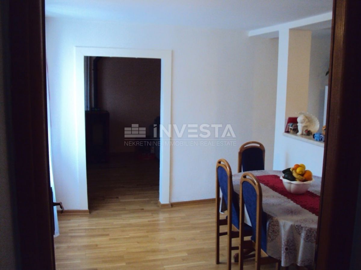 Stanovanje 75m2 v centru Brtonigle