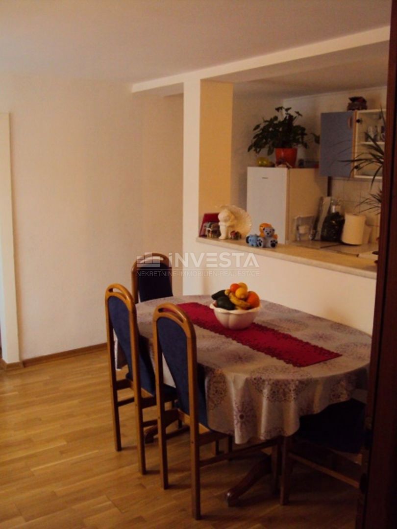Stanovanje 75m2 v centru Brtonigle