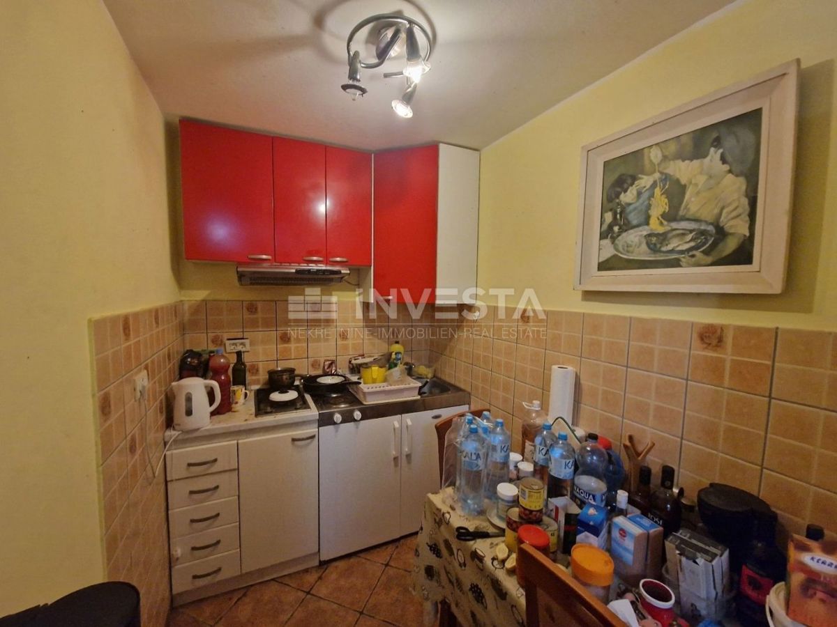 Pula, Center, dve stanovanjski enoti z vrtom na odlični lokaciji
