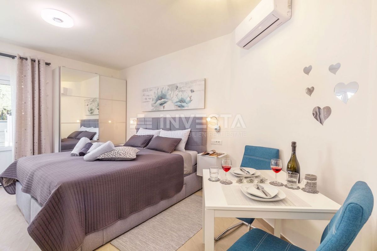 Fažana - 350 m od plaže - pritličje s 4 apartmaji