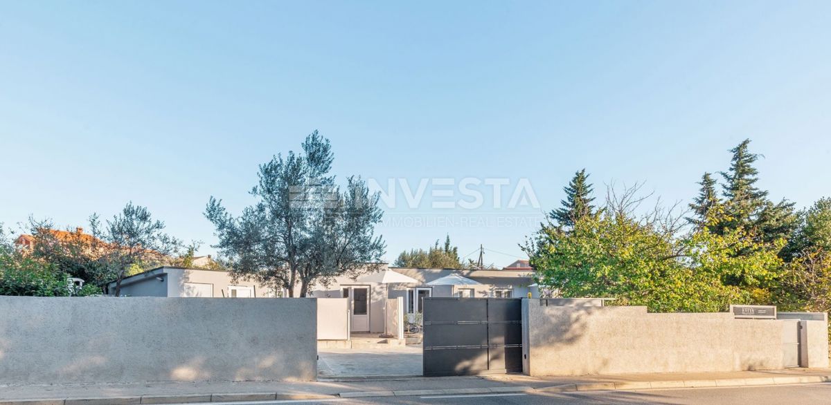 Fažana - 350 m od plaže - pritličje s 4 apartmaji