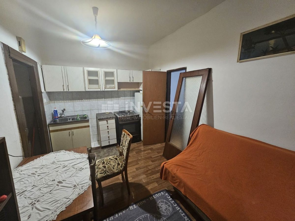 Pulj, Veruda, manjše stanovanje za prenovo s potencialom