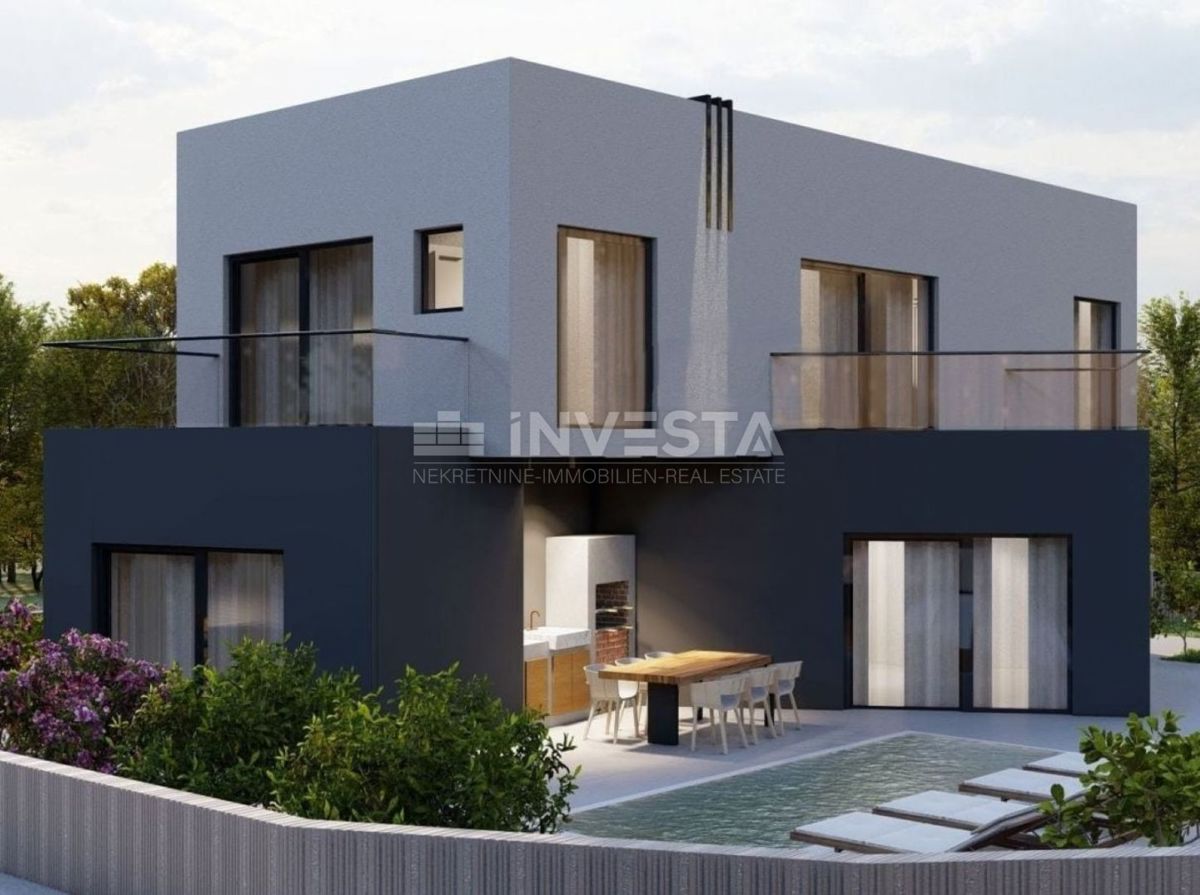 Fažana, gradbena parcela s projektom