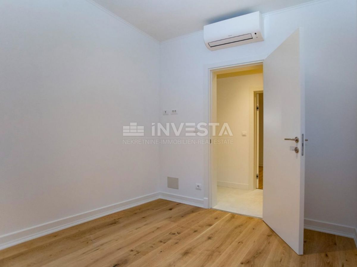 Območje Rovinja, nizkoenergijska pritlična hiša z bazenom