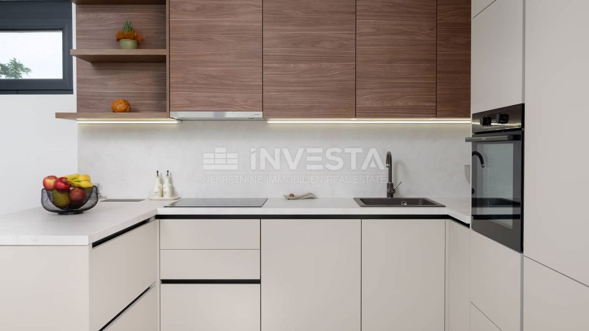 Moderna vila s bazenom in zasebnostjo – blizu Rovinja