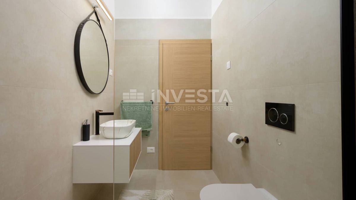 Moderna vila s bazenom in zasebnostjo – blizu Rovinja