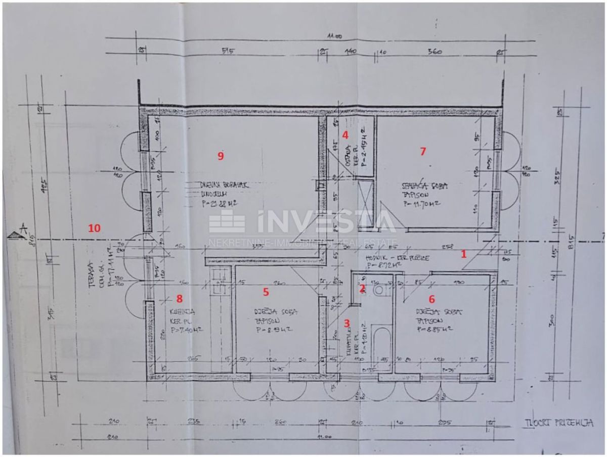 Fažana, hiša z dvema ločenima stanovanjema, blizu centra in plaž