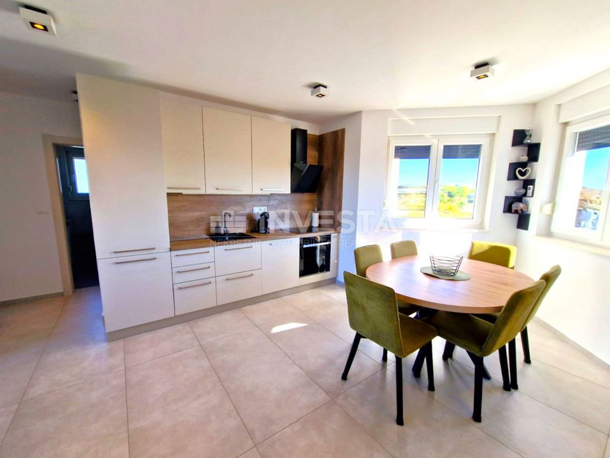 Fažana, stanovanje z razgledom na morje, novogradnja