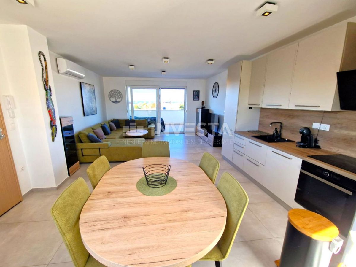 Fažana, stanovanje z razgledom na morje, novogradnja