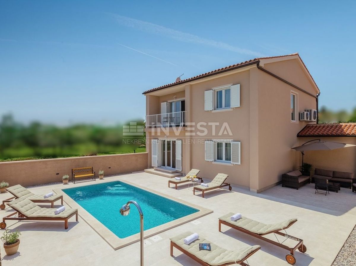 Pulj, Štinjan, popolna vila za dom in počitnice