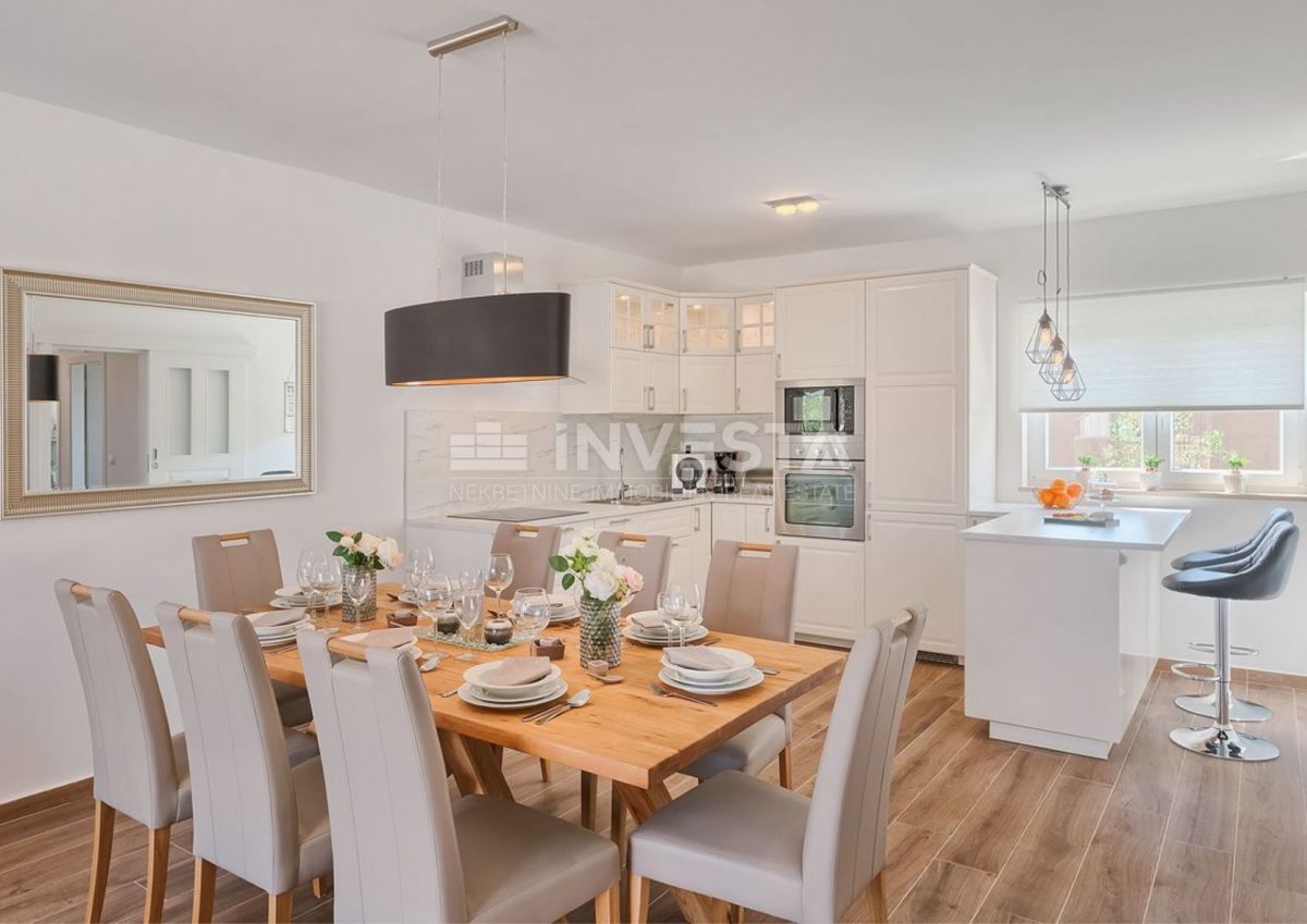 Pulj, Štinjan, popolna vila za dom in počitnice