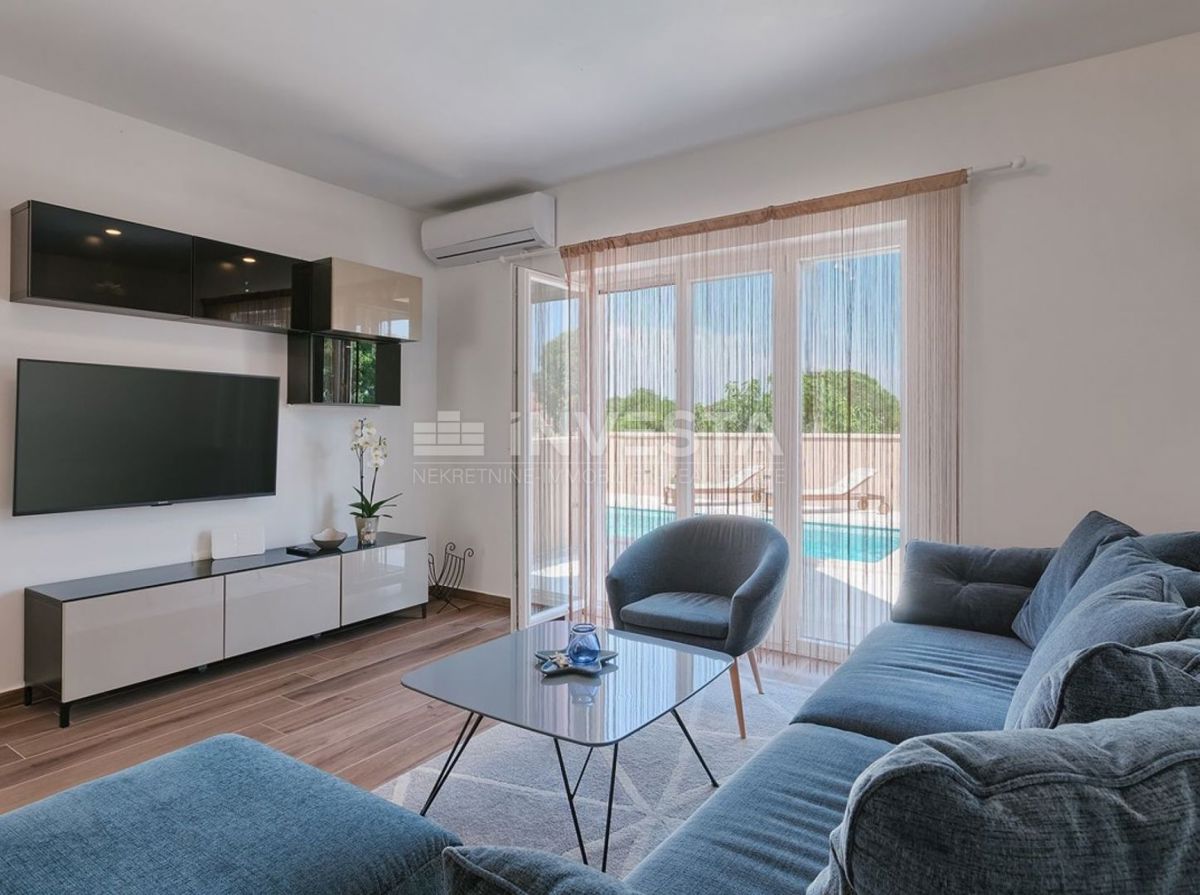 Pulj, Štinjan, popolna vila za dom in počitnice