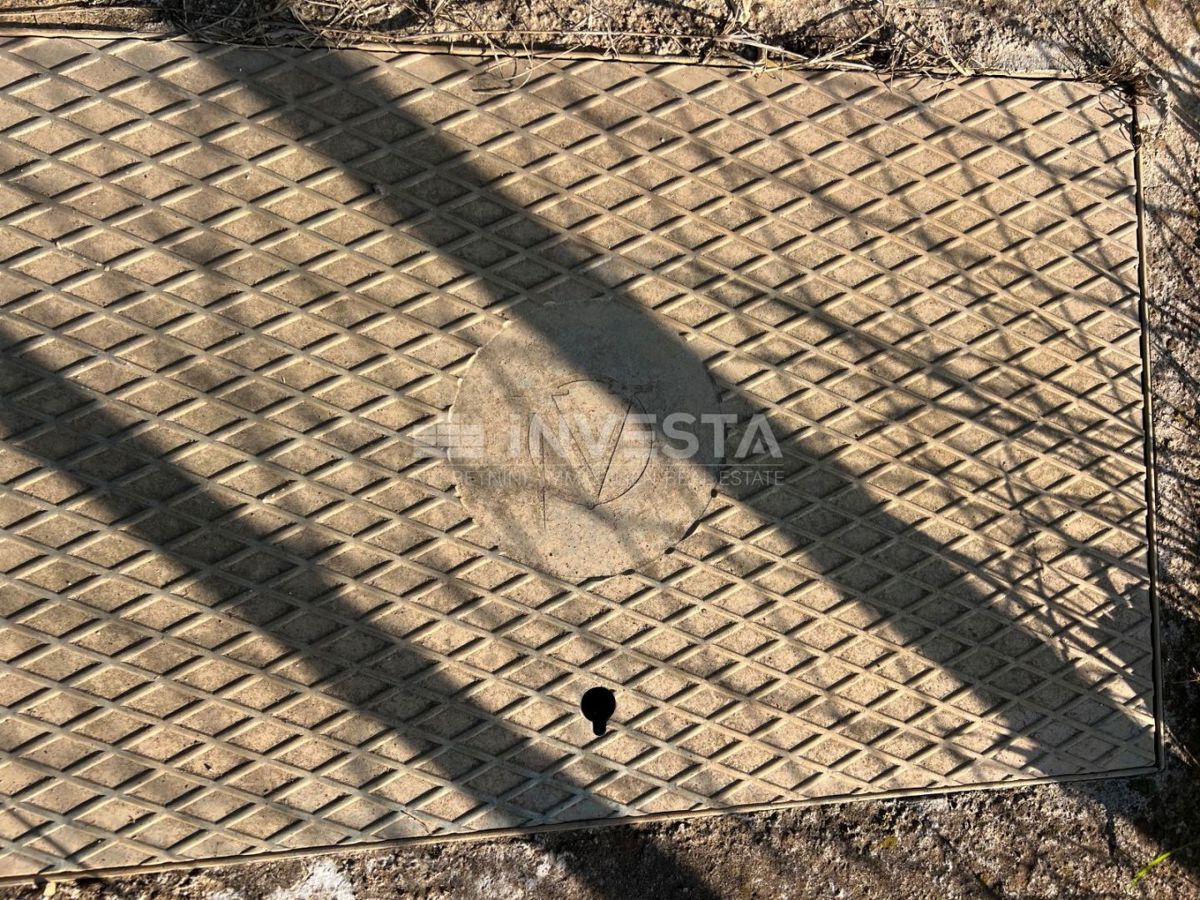 Pula, Štinjan, gradbena parcela velikosti 500 m²